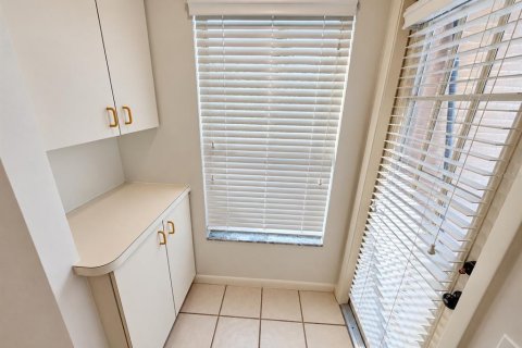 Villa ou maison à louer à Sarasota, Floride: 4 chambres, 267.74 m2 № 2412570 - photo 24