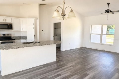 Casa en alquiler en Dunnellon, Florida, 3 dormitorios, 121.79 m2 № 2227970 - foto 4