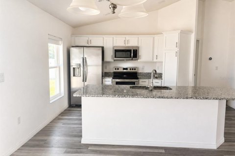 Casa en alquiler en Dunnellon, Florida, 3 dormitorios, 121.79 m2 № 2227970 - foto 3