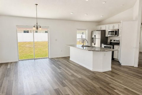 Casa en alquiler en Dunnellon, Florida, 3 dormitorios, 121.79 m2 № 2227970 - foto 2