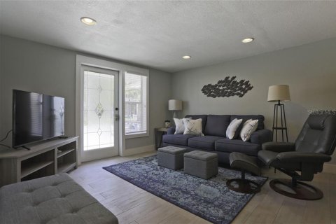 Casa en alquiler en Bradenton, Florida, 1 dormitorio, 25.64 m2 № 2298740 - foto 5