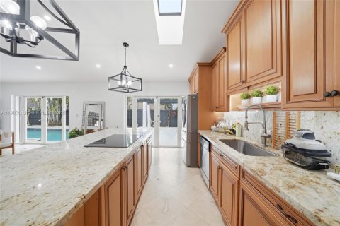 Villa ou maison à vendre à Miami, Floride: 3 chambres, 166.3 m2 № 2050017 - photo 11