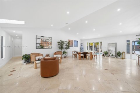 Villa ou maison à vendre à Miami, Floride: 3 chambres, 166.3 m2 № 2050017 - photo 19