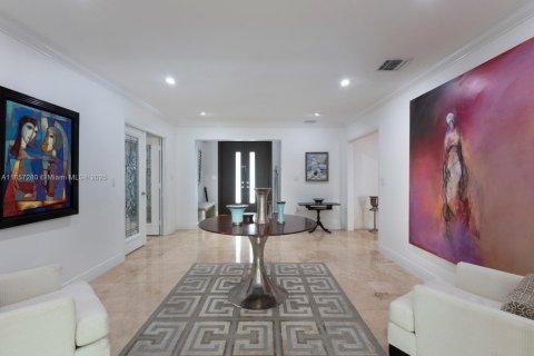 House in Key Biscayne, Florida 5 bedrooms, 225.66 sq.m. № 1890412 - photo 6