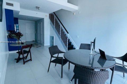 Copropriété à louer à Miami, Floride: 2 chambres, 106.65 m2 № 1895402 - photo 4