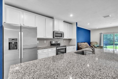 Villa ou maison à vendre à Port Charlotte, Floride: 3 chambres, 138.98 m2 № 2410622 - photo 22