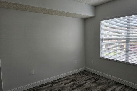 Condominio en alquiler en Sarasota, Florida, 2 dormitorios, 116.5 m2 № 1899178 - foto 22