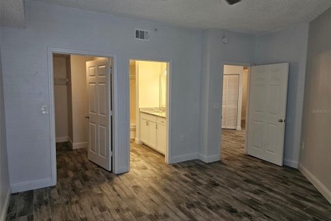 Condominio en alquiler en Sarasota, Florida, 2 dormitorios, 116.5 m2 № 1899178 - foto 16