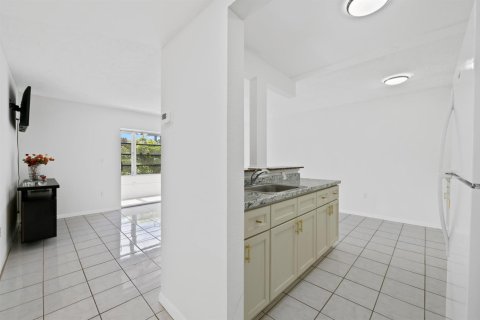 Copropriété à vendre à Tamarac, Floride: 1 chambre, 63.17 m2 № 2182216 - photo 8