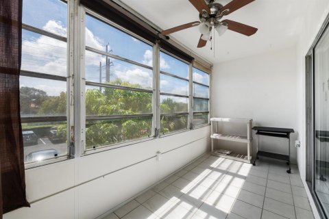 Copropriété à vendre à Tamarac, Floride: 1 chambre, 63.17 m2 № 2182216 - photo 17