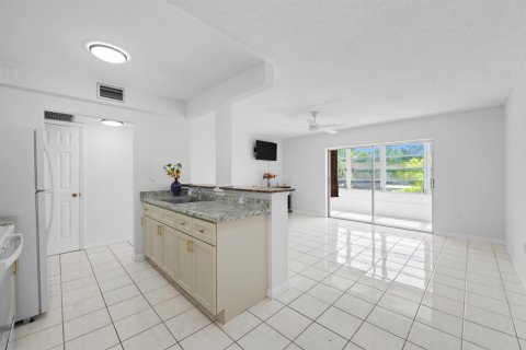 Copropriété à vendre à Tamarac, Floride: 1 chambre, 63.17 m2 № 2182216 - photo 2