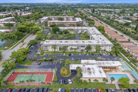 Copropriété à vendre à Tamarac, Floride: 1 chambre, 63.17 m2 № 2182216 - photo 25