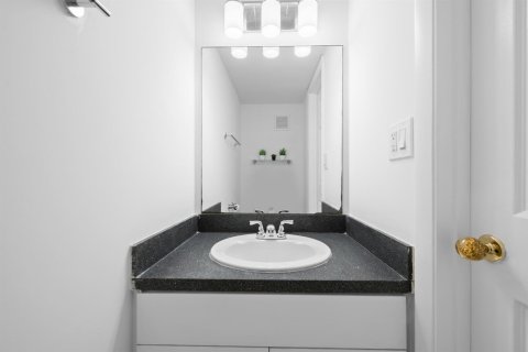 Copropriété à vendre à Tamarac, Floride: 1 chambre, 63.17 m2 № 2182216 - photo 16