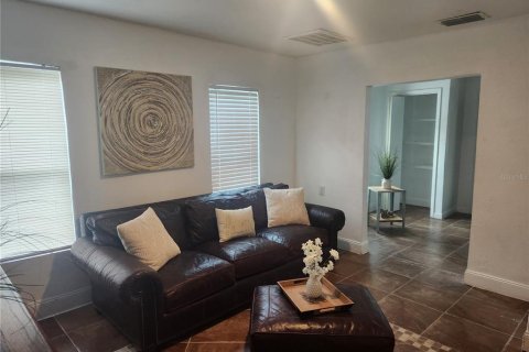 Villa ou maison à vendre à Plant City, Floride: 2 chambres, 72.19 m2 № 1819025 - photo 14