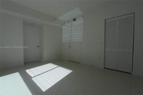 Copropriété à vendre à Doral, Floride: 1 chambre, 67.45 m2 № 2042299 - photo 8