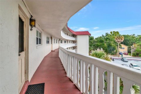 Copropriété à vendre à Mount Dora, Floride: 3 chambres, 151.24 m2 № 2415506 - photo 2