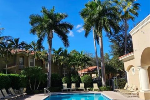 Condo in Palm Beach Gardens, Florida, 3 bedrooms № 1830429 - photo 29