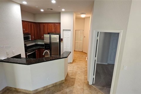 Condo in Palm Beach Gardens, Florida, 3 bedrooms  № 1830429 - photo 21