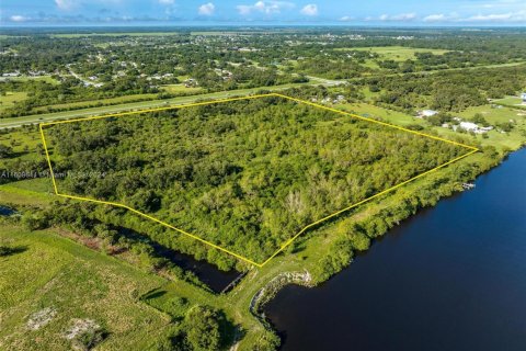 Commercial property in LaBelle, Florida № 1935080 - photo 5