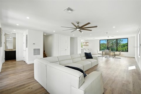 Villa ou maison à vendre à Punta Gorda, Floride: 3 chambres, 215.16 m2 № 1917249 - photo 8