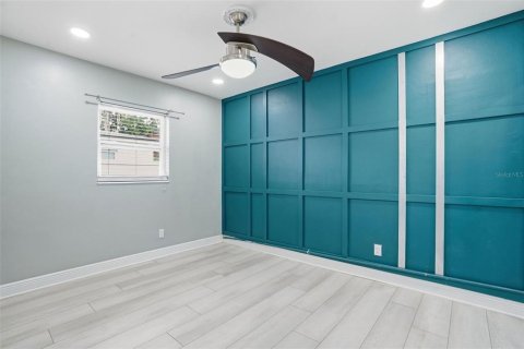Villa ou maison à louer à Saint Petersburg, Floride: 4 chambres, 217.95 m2 № 2118022 - photo 16