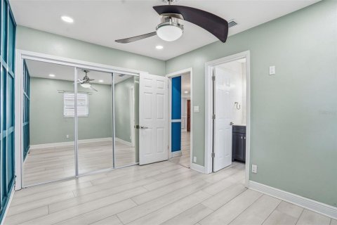 Villa ou maison à louer à Saint Petersburg, Floride: 4 chambres, 217.95 m2 № 2118022 - photo 17