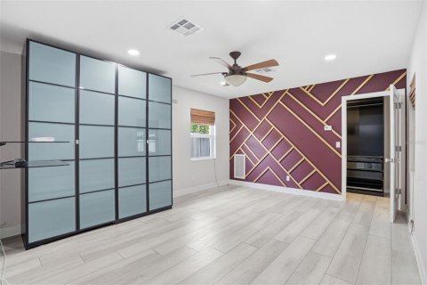 Villa ou maison à louer à Saint Petersburg, Floride: 4 chambres, 217.95 m2 № 2118022 - photo 25