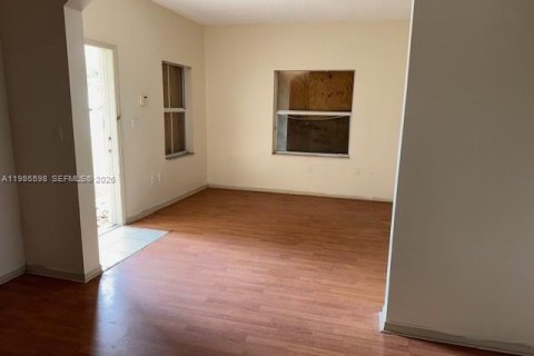 Villa ou maison à vendre à Homestead, Floride: 3 chambres, 141.21 m2 № 2069214 - photo 3