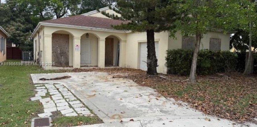 Villa ou maison à Homestead, Floride 3 chambres, 141.21 m2 № 2069214