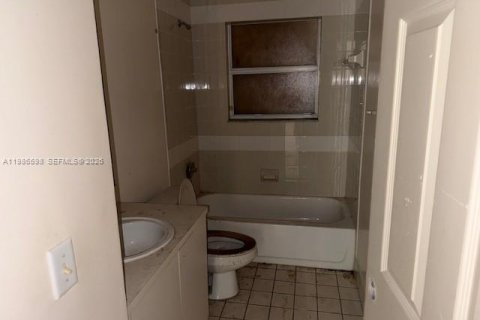 Villa ou maison à vendre à Homestead, Floride: 3 chambres, 141.21 m2 № 2069214 - photo 9