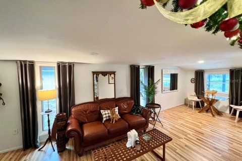 Casa en venta en Orlando, Florida, 4 dormitorios, 269.6 m2 № 1829829 - foto 14