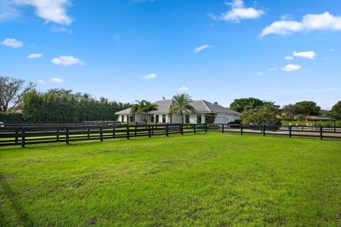 Villa ou maison à vendre à Wellington, Floride: 4 chambres, 289.3 m2 № 2245405 - photo 9