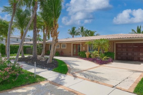 Villa ou maison à louer à Lighthouse Point, Floride: 4 chambres, 204.76 m2 № 2376153 - photo 4