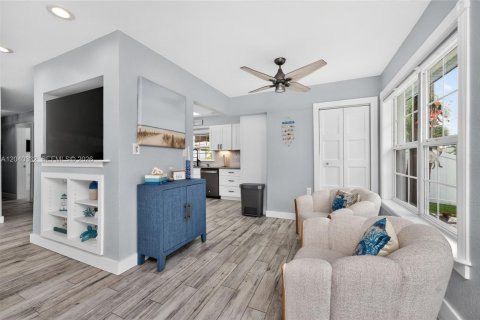 Casa en venta en Port Charlotte, Florida, 3 dormitorios, 137.96 m2 № 2186327 - foto 27