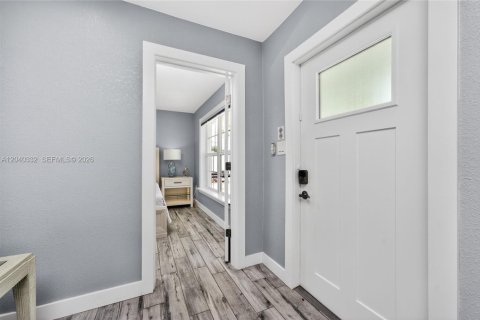 Casa en venta en Port Charlotte, Florida, 3 dormitorios, 137.96 m2 № 2186327 - foto 5