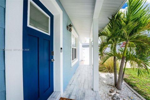 Casa en venta en Port Charlotte, Florida, 3 dormitorios, 137.96 m2 № 2186327 - foto 4