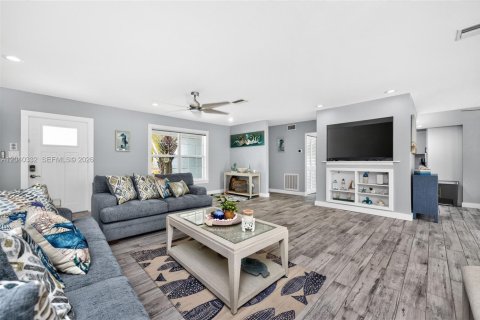 Casa en venta en Port Charlotte, Florida, 3 dormitorios, 137.96 m2 № 2186327 - foto 15