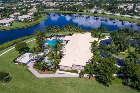 Villa ou maison à louer à Wellington, Floride: 4 chambres, 261.61 m2 № 1161734 - photo 1