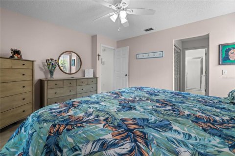 House in Englewood, Florida 3 bedrooms, 151.06 sq.m. № 1795972 - photo 16
