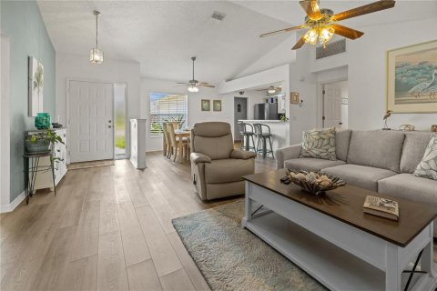 House in Englewood, Florida 3 bedrooms, 151.06 sq.m. № 1795972 - photo 9