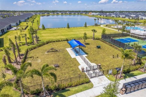House in Saint Lucie, Florida 4 bedrooms, 180.42 sq.m. № 2197614 - photo 14