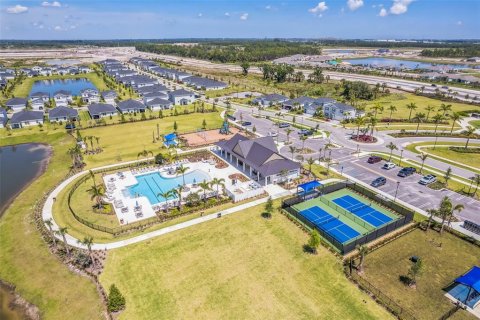 House in Saint Lucie, Florida 4 bedrooms, 180.42 sq.m. № 2197614 - photo 13