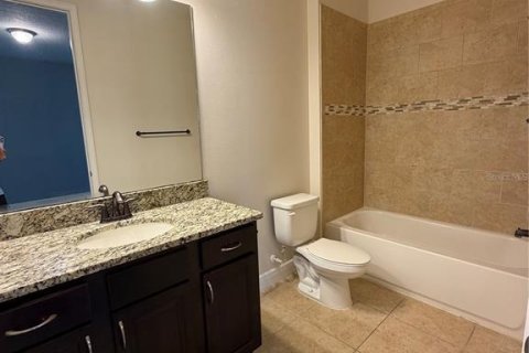 Townhouse in Orlando, Florida 3 bedrooms, 182.46 sq.m. № 2275466 - photo 20