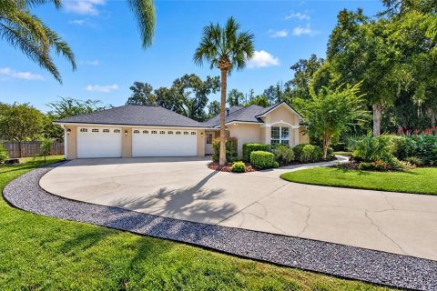 Casa en venta en Ocala, Florida, 4 dormitorios, 333.33 m2 № 2427191 - foto 4