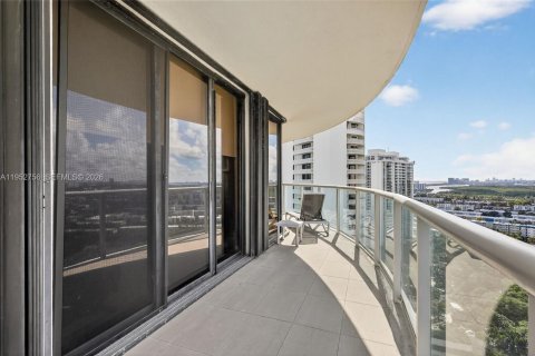 Condo in Aventura, Florida, 4 bedrooms № 2027744 - photo 21