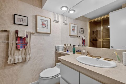 Condo in Aventura, Florida, 4 bedrooms № 2027744 - photo 27