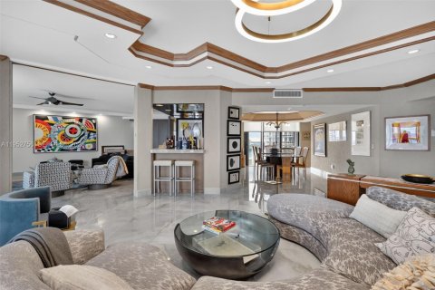 Condo in Aventura, Florida, 4 bedrooms № 2027744 - photo 4