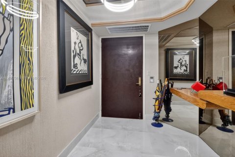 Condo in Aventura, Florida, 4 bedrooms № 2027744 - photo 3