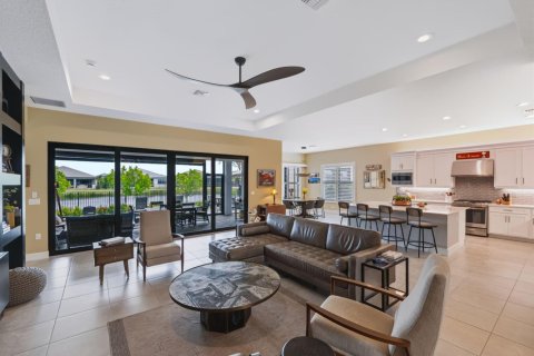 Casa en venta en Port St. Lucie, Florida, 3 dormitorios, 239.69 m2 № 2397755 - foto 8