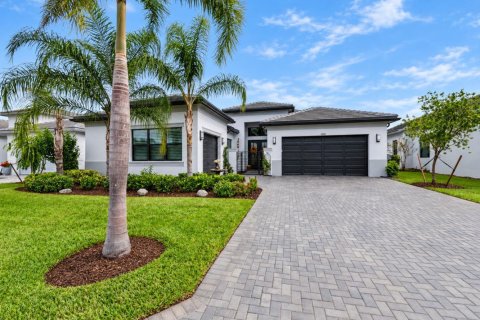 Casa en Port St. Lucie, Florida 3 dormitorios, 239.69 m2 № 2397755